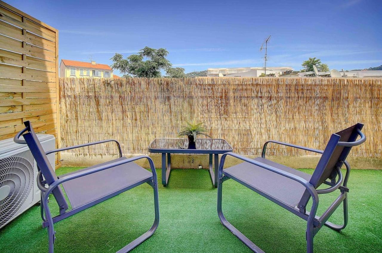 Le Max Et Leo - 600M Plage - Verriere Cote D'Azur Cannes Exterior foto